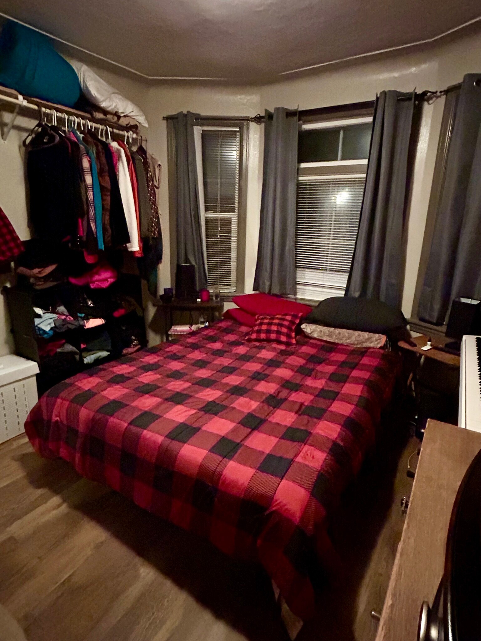 Building Photo - 419 N 43rd Ave W