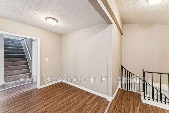 Building Photo - 4041 Ruby Ave