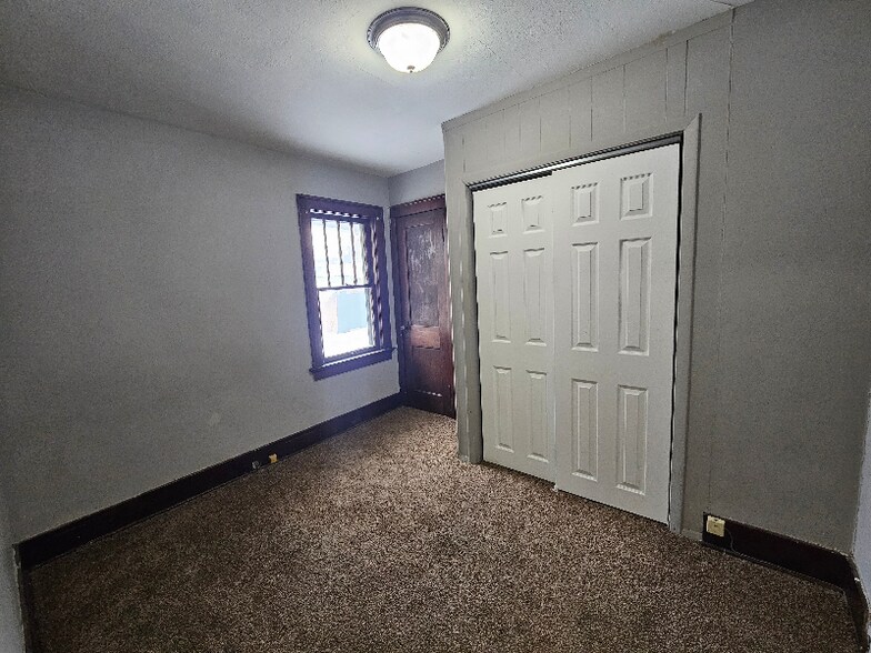 Building Photo - 3409 Holton Ave