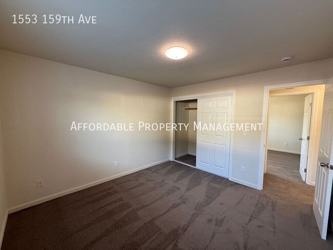 Building Photo - 1553 159th Ave