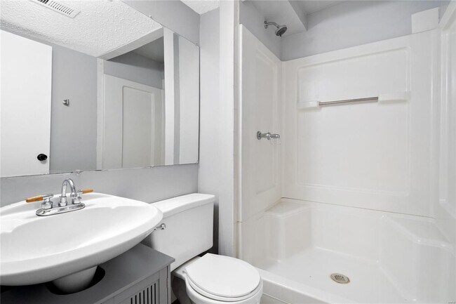 Building Photo - 836 Country Stone Dr