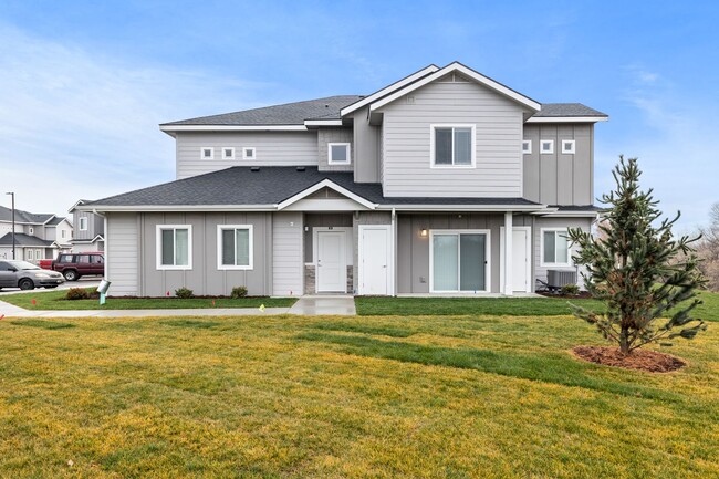 Building Photo - Wilson Creek Townhomes! Move In By 9/30 & ...
