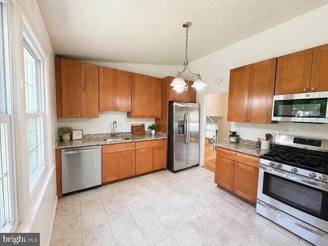 Building Photo - 13208 Hathaway Dr