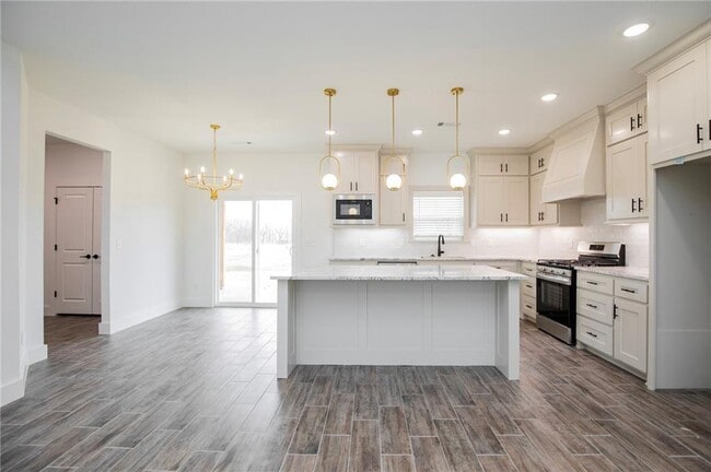 Building Photo - 1 Patrick Pl