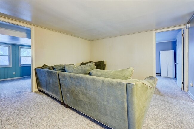 Building Photo - 195 Harvard St