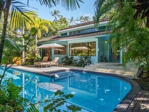 Building Photo - Beautiful Furnished, 2 Bed, 3 Bath, Gated ...