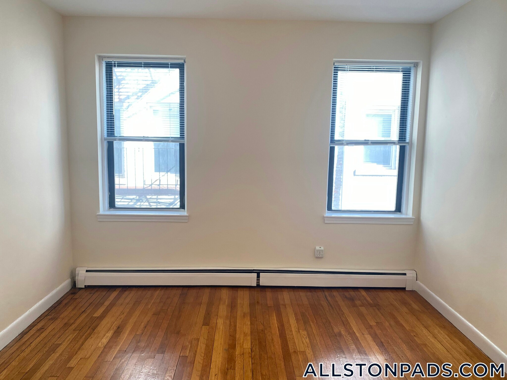 Building Photo - 64 Brighton Ave