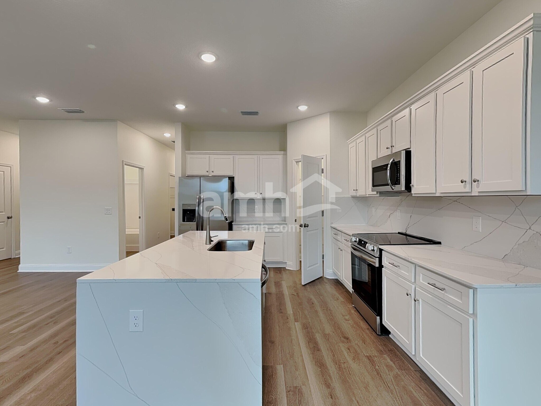 Building Photo - 2543 Feather Crst Dr