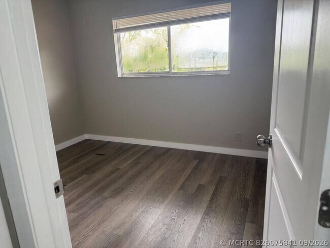 Building Photo - 8600 N Sherman Cir