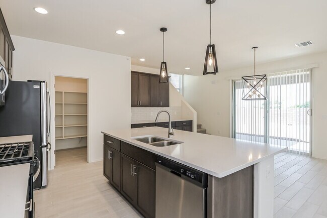 Building Photo - 12170 W Avianna Wy