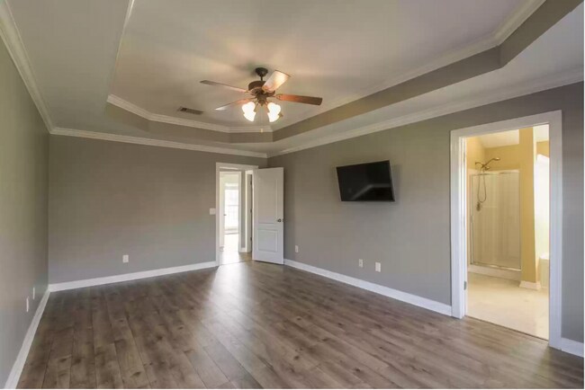 Building Photo - "Discover Spacious Living: 4-Bedroom, 3-Bath Gem in Brentwood's Autumn Crossing!"