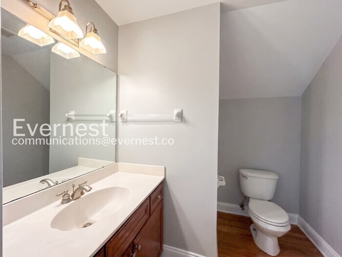 Building Photo - 182 River Lights Ln