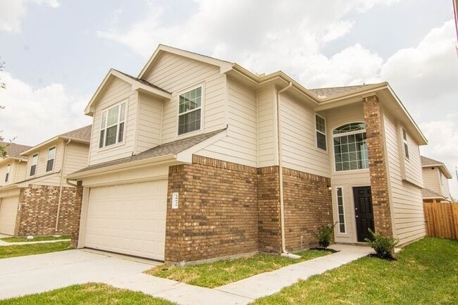 Building Photo - 18635 Medway River Trl