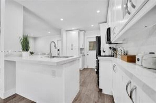 Building Photo - 4100 N 58th Ave