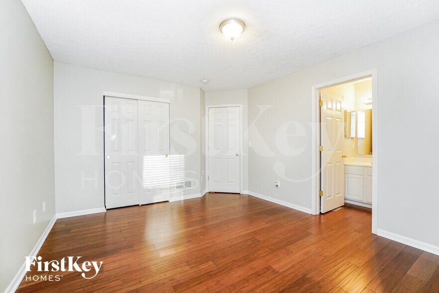 Building Photo - 714 Keltoncrest Dr