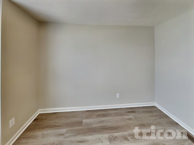 Building Photo - 775 Vera Dr