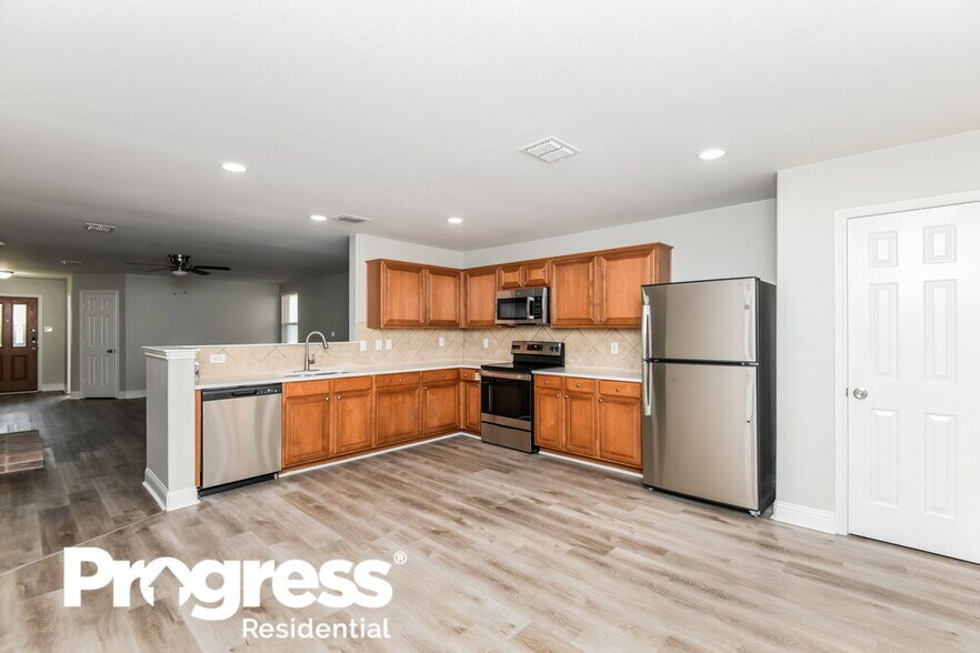 Building Photo - 7621 Indigo Ridge Dr