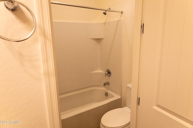 Building Photo - 4571 N Arbor Way