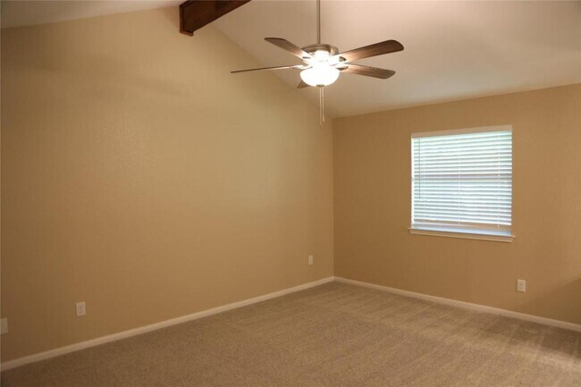 Building Photo - 12030 Hedgegate Dr