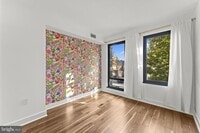 Building Photo - 1536 N Scott St