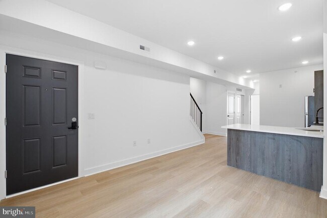 Building Photo - 2251 N 12th St