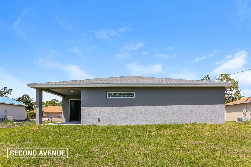 Building Photo - 18351 Avon Ave