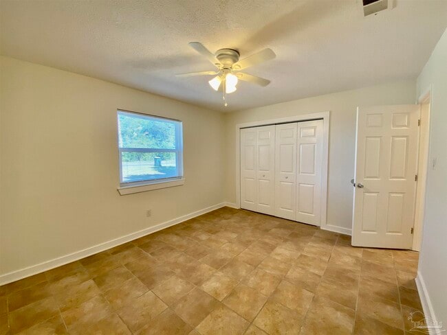 Building Photo - 9519 Lillian Hwy