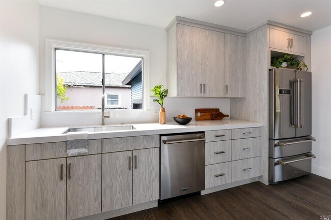 Building Photo - 1509 Banks Ave