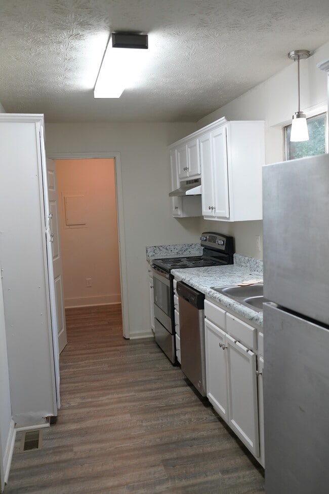 Building Photo - 3887 Rosita Ave