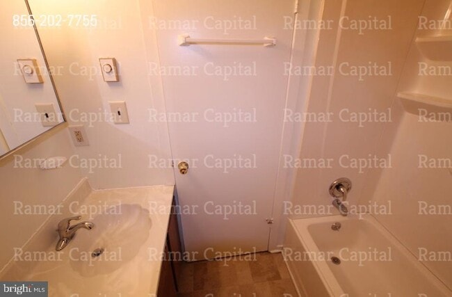 Building Photo - 603 Tara Dr