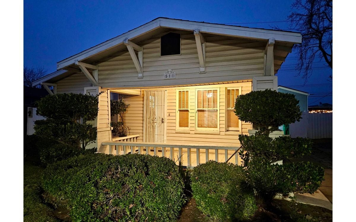 Building Photo - 511 Locust St