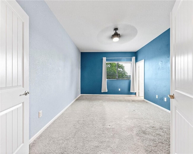 Building Photo - 4230 N Dixie Hwy