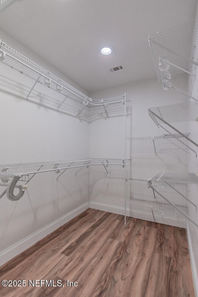 Building Photo - 8330 Cross Timbers Dr W