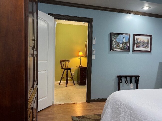 Building Photo - 1430 Juneau Way