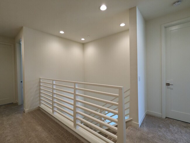 Building Photo - Beautiful Two-Story Four Bedroom Home at t...