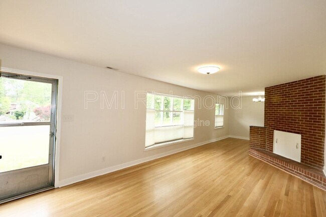 Building Photo - 5913 Osoge Rd