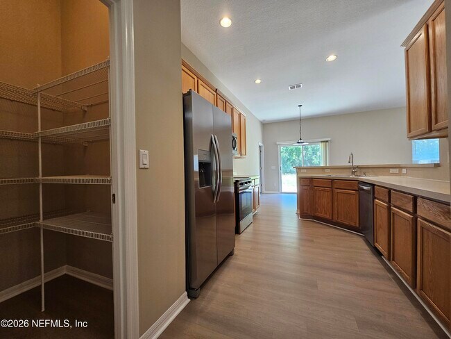 Building Photo - 1616 Austin Ln