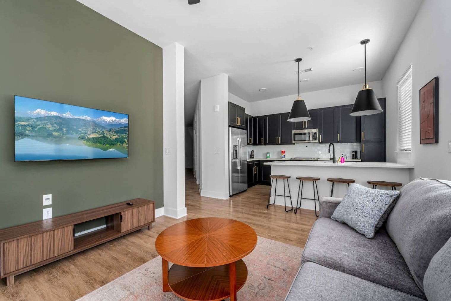 Building Photo - 3302 W Gray St