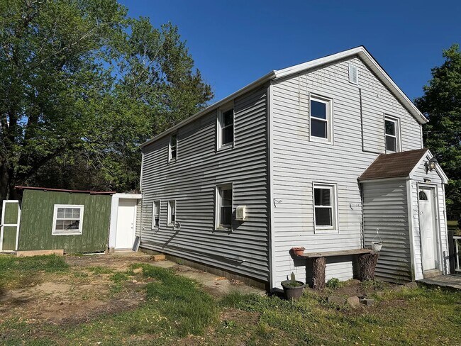 Building Photo - 267 Toms River Rd