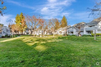 Building Photo - Upgraded 2 Bedroom Neighboring Willow Glen!