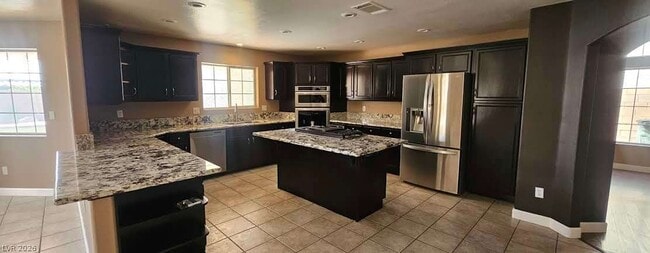 Building Photo - 5316 Bright Sun Ct