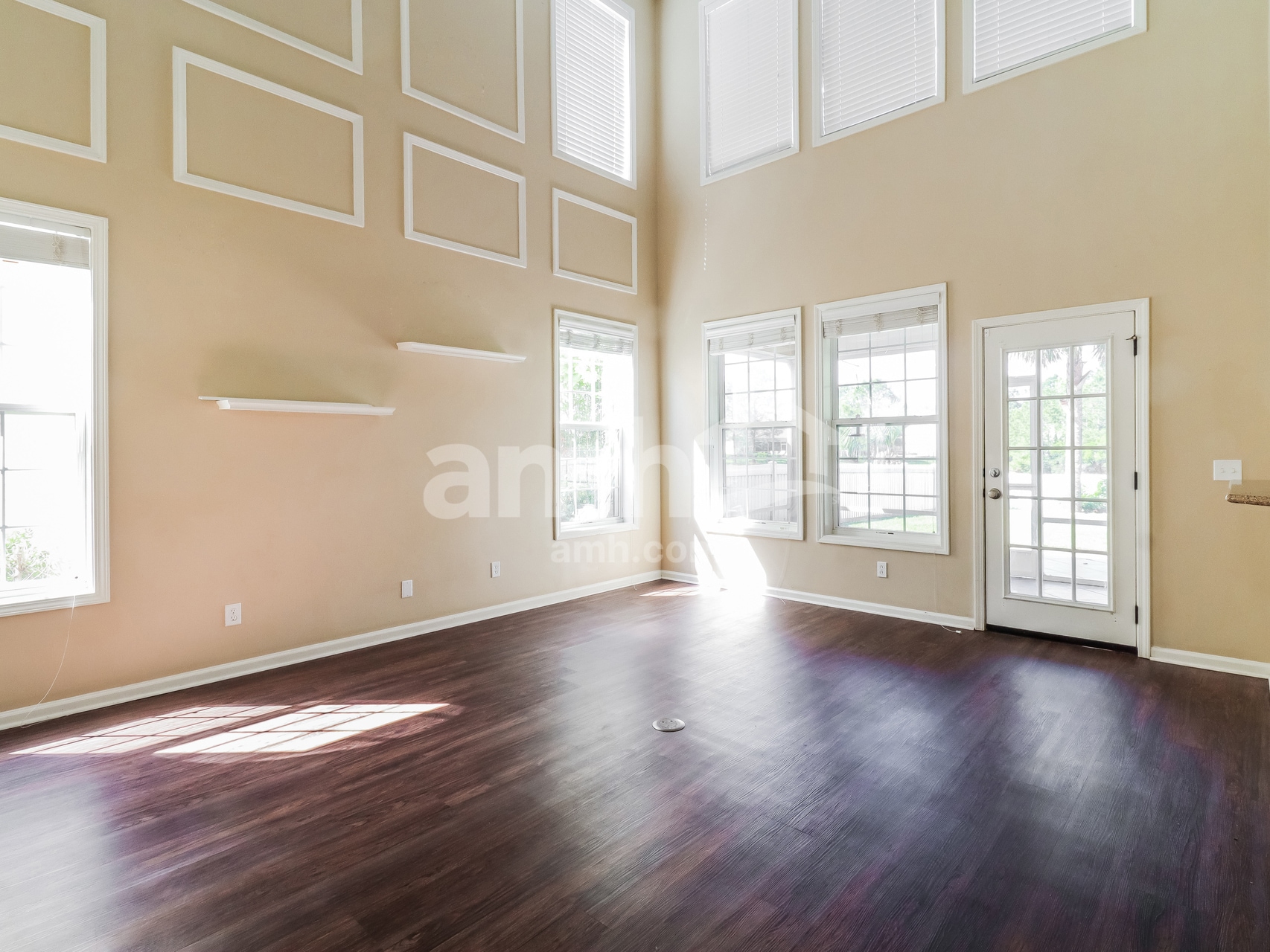 Building Photo - 205 Argo Cir