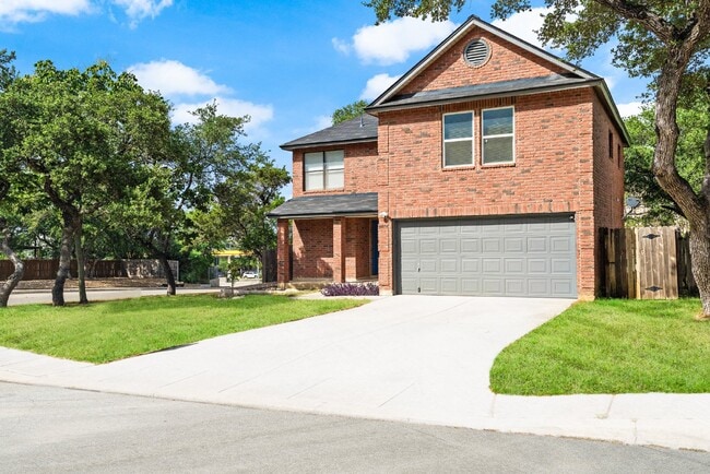 Building Photo - 16074 Walnut Creek Dr