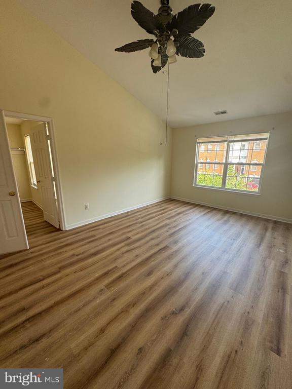 Building Photo - 105 Waters Landing