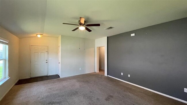 Building Photo - 307 Camellia Dr