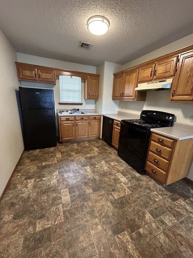 Building Photo - 7097 SE 66th Terrace