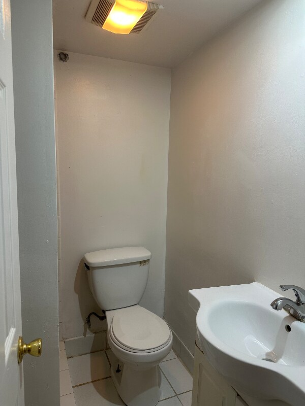 Building Photo - 2703 Mosher St