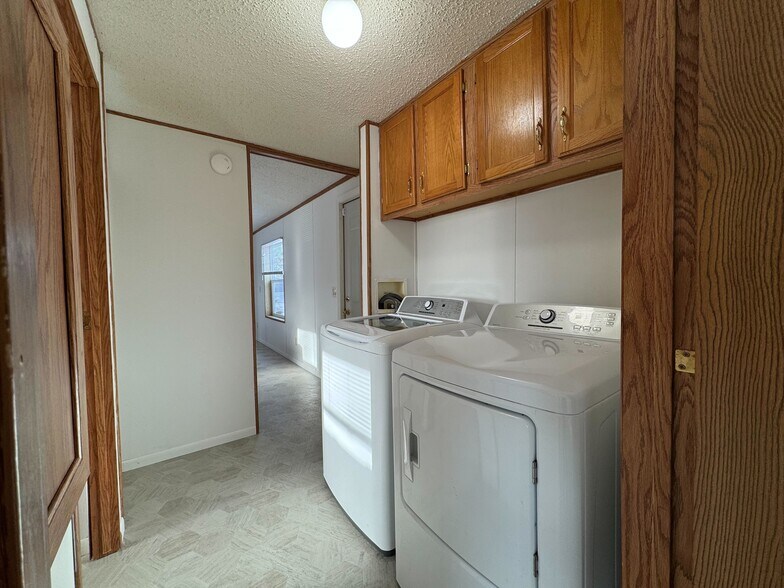 Building Photo - 2004 Falcon Terrace NW