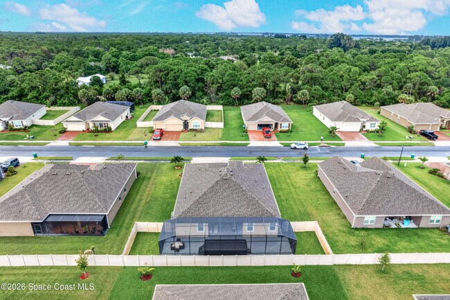 Building Photo - 6691 Cameo Dr
