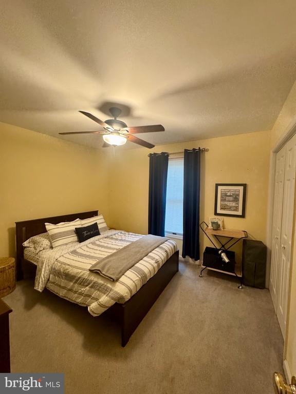 Building Photo - 702 Cloverfields Dr